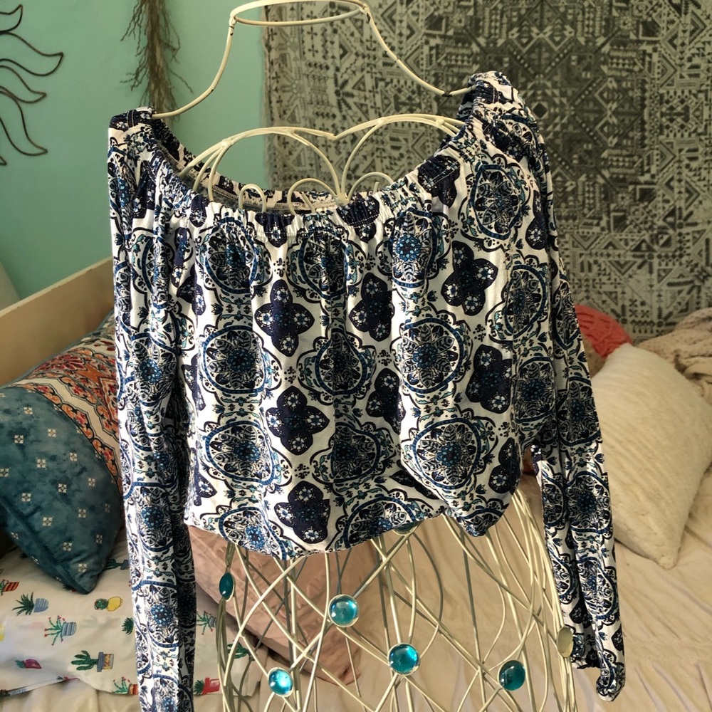 women’s blouse